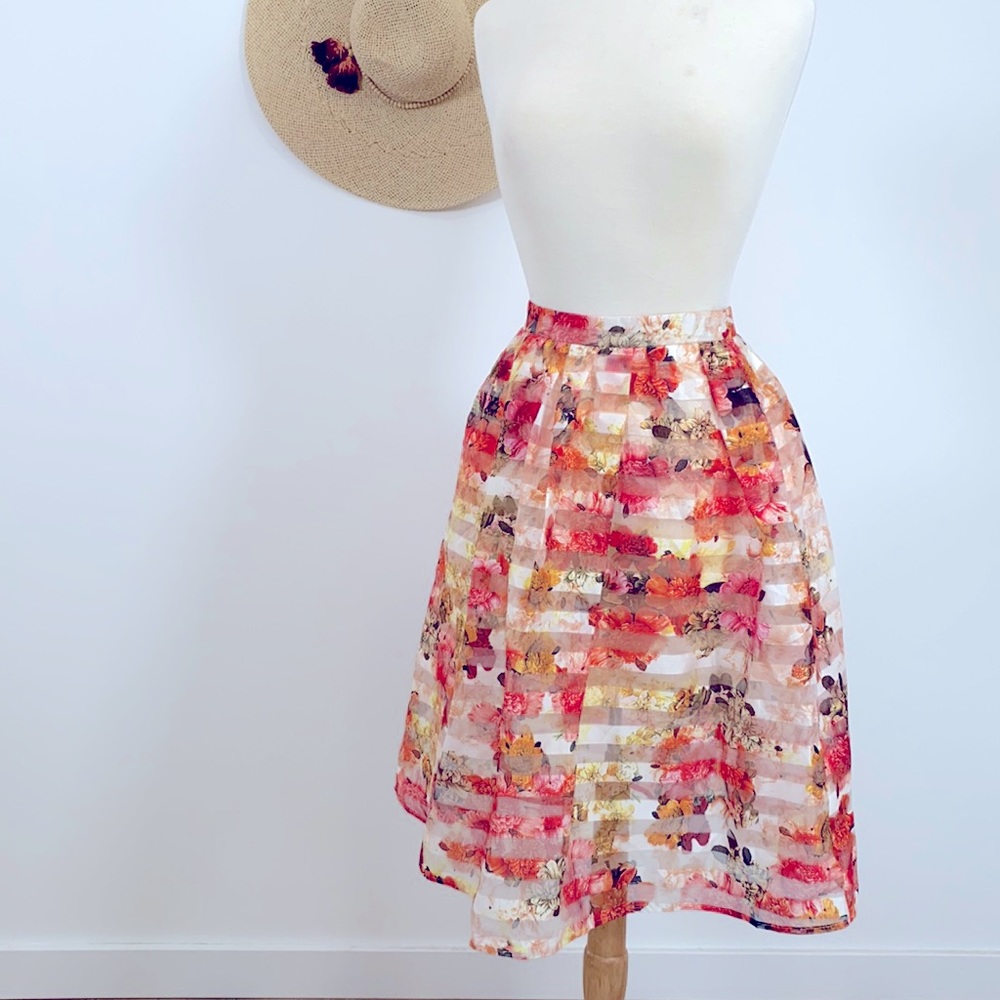 NWT Do & Be floral A line skirt size S